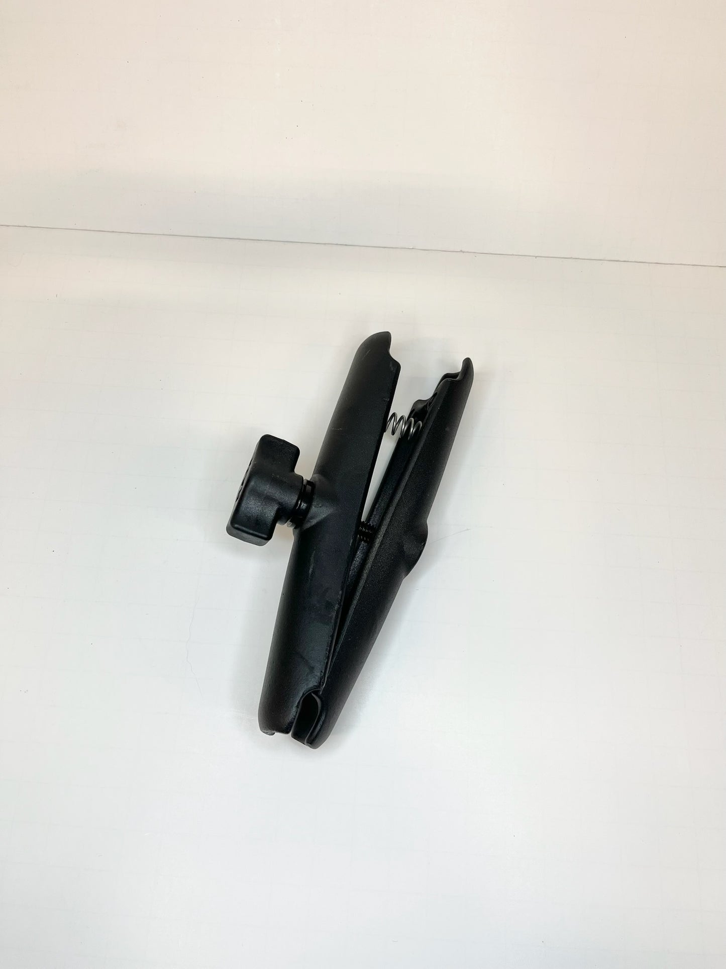 Base tipo B de brazo largo para montaje RAM